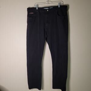 Wrangler Men's Black Regular Fit Jeans - Size 40